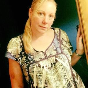 Meet your Posher, Lori